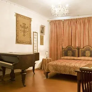 https://lungarno-ponte-vecchio.it-tuscanyhotel.com